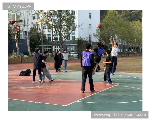 校园篮球如何成为篮球强国基础，学校如何开展篮球运动